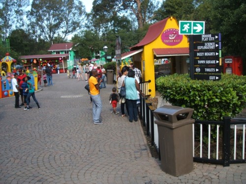 Gold Reef City 13 - nett gestalteter Park