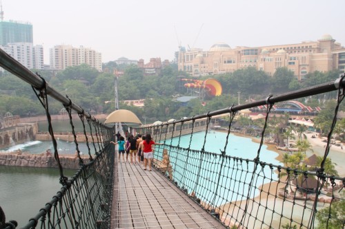 Sunway-Lagoon-04-Grosser-Pool